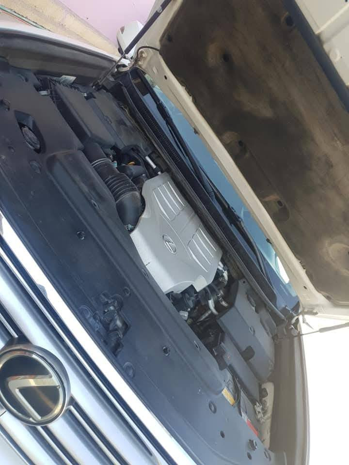 للبيع لكزز برادو موديل ٢٠١٢ خليجي بريمي ٨ سلندر حجم المحرك ٤٦٠٠
رقم بغداد جديد انكليزي مع هزه ومفحوصه لغاية ٢٠٢٩
المواصفات:
رادار +حساسات +جكات رفع +موازنة ميلان
شاشات عدد ٣
مكفوله محرك مع الكير 
السيارة بيه صبغ قطعتين اثر شخوط باب مع جاملغ خلفي الجهه اليمنى
الكراسي الامامية كهربائية مع تبريد وتدفئة
تشغيل عن بعد مع بصمتين 
دخول ذكي مع ترحيب
كشنات جلد
كتلوك مع العده الاصليه
زراكات اضويه 
تبريد ٣ قطعة 
السعر (٢٣٠ورقة ) وبيه مجال بسيط 
الاستفسار الاتصال بالرقم ***********
مكان السياره الديوانية
