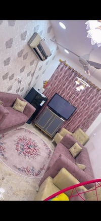 صوفا • مستعمل قليل • فيه مجال