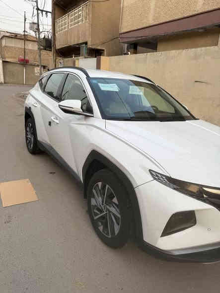 سلام عليكم توسان موديل 24خليجي فول مواصافات عدة بنرامة ماشية 25الف جديدة رقم بغداد مكان السيارة بغداد السونار مرفق مع الصور السيارة جديدة السعر 215 وبيه مجال للطيبين رقم الهاتف *********** موجود واتساب
