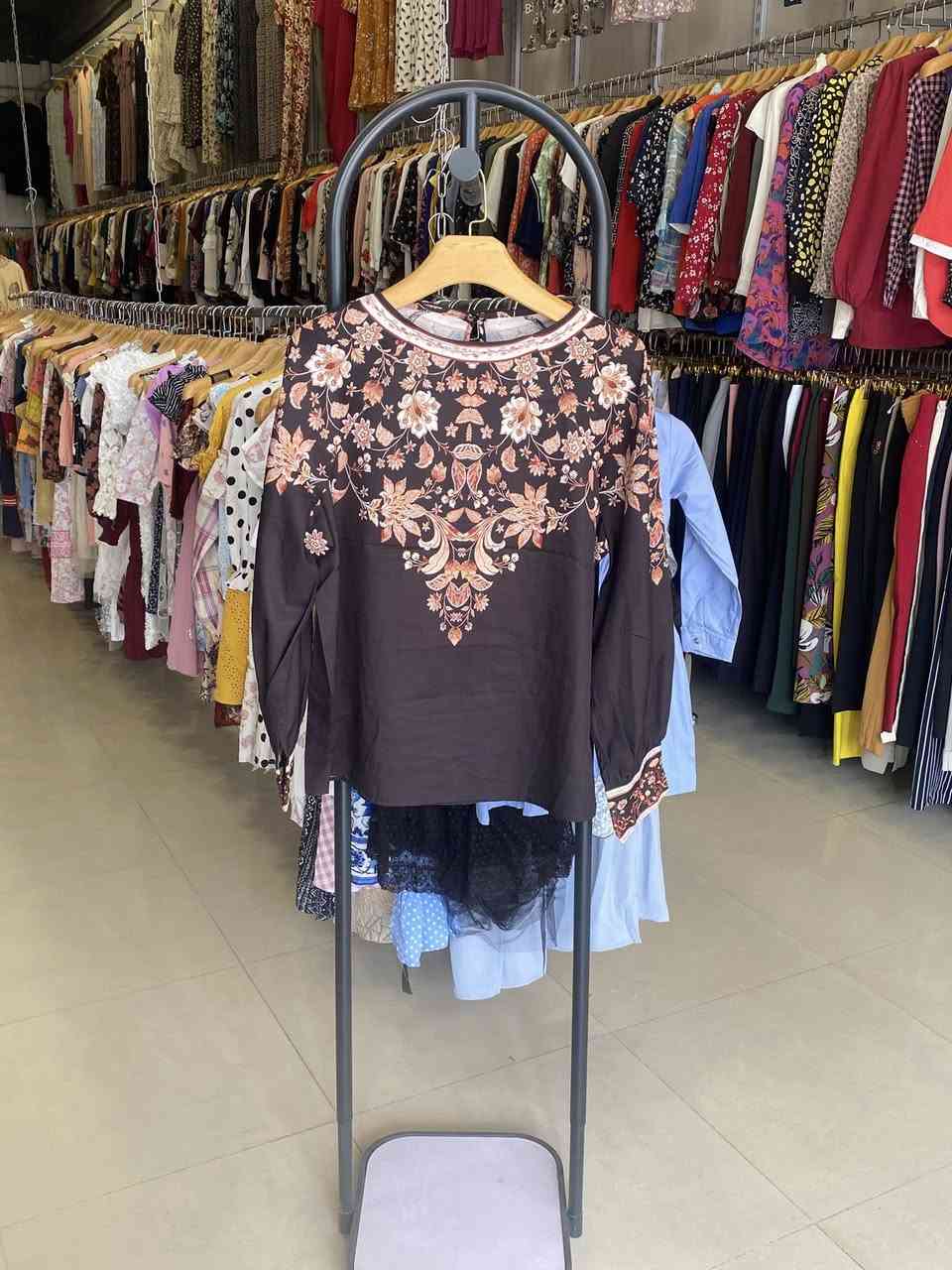 نموذج من كسر كيلوت + قميص نسائي غير مستخدم ❤️


**إذا كنت صاحب هذا الإعلان وتريد حذفه لأي سبب، رجاءا أرسل رسالة إلى الدعم الفني**