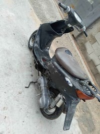 دراجه عصفوريه سرعه 60 تشتغل وتطفه ابيع كوم حديد شراي يخابر 07722296579