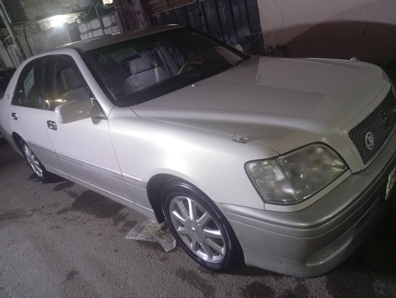 مرحبا للجميع سيارة ملكة موديل 2000 رقم بصرة نكليزي هزة جديدة تحويل مباشر بسم المشتري شرط
بردة
دكمتين
شاشة اظافية 
تخم تاير جديد 
مكينة دي فور صغير 
كير خير من اللة 
ويل نجمة فضي
كرسي كهربائي 
سيارة نظيفة كلش 
السيارة نقل جثة فقط شغل 100 بل 100 شررط
الباقي كفالة عامة كص ظربة تبديل 
السعر 102 بية مجال قليل للشراي 
اليشتري شرط تحويل بسمة ***********ا
