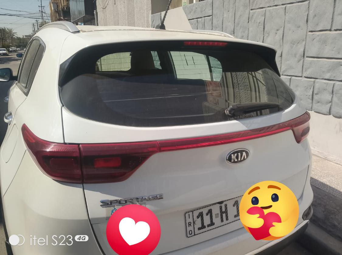 السلام عليكم سبورتج خليجي موديل 2019
مكينة 2000 دوش 
تبريد قطعتين 
ويل حجم 19 
تاير جديد 
بطارية جديدة 
حداده جديده 
ماشية 73 كم حقيقي 
أشاير مري 
بدون ايرباك 
( فقط صبغ داعميه امامي و خلفي للجمالية) 
بدون ايرباك 
السعر 175 ورقة 
الاتصال / *********** 
مكان السيارة بغداد
