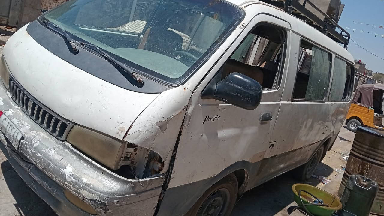 ابريجو للبيع سياره تشتغل ما بيها شيء بس عوست الحيضات سياره باسمي بس ابيعهن هالموجود ما اتكفل بغرامات الاستفسار رقم موبايل ***********  السعر 25

