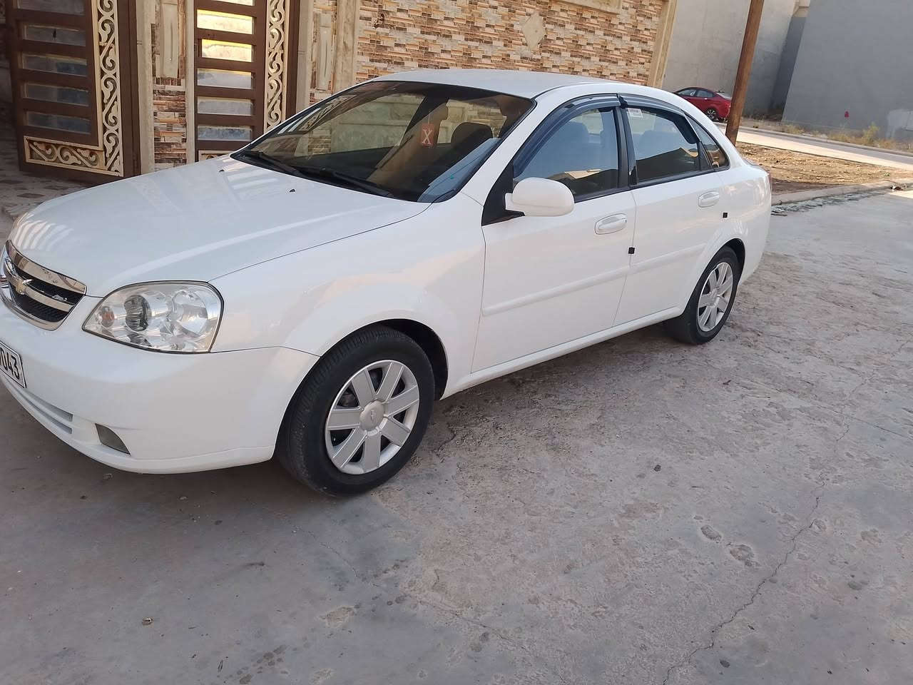 السلام عليكم وابتره للبيع ٢٠١١ صبغ ربع بوند السعر ٨٩ بيها مجال قليل سياره جاهزه الاتصال ***********
