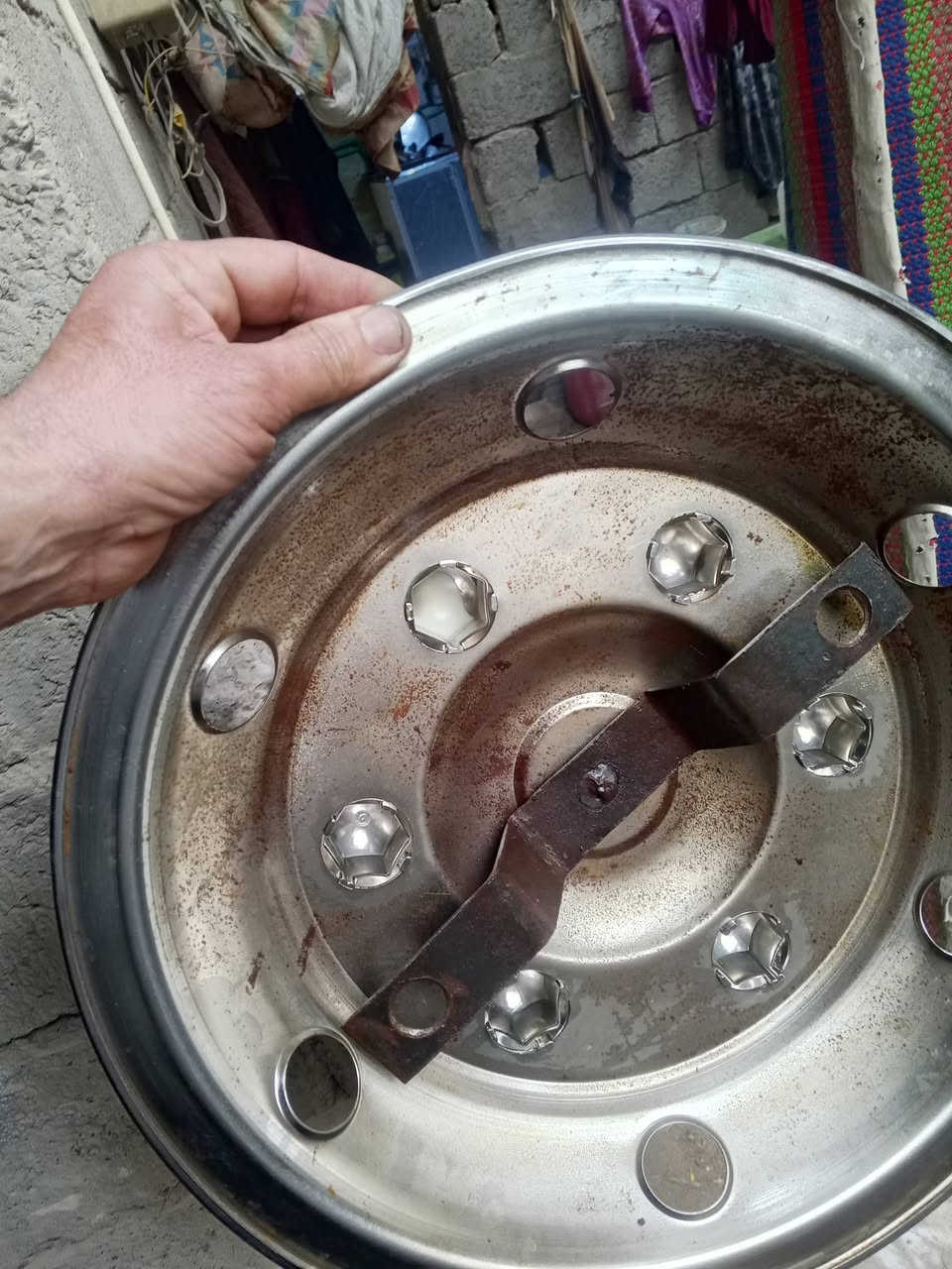 سلام عليكم تخم كبات مارسدس اتيكو جد ما مشتودات *********** السعر 150
