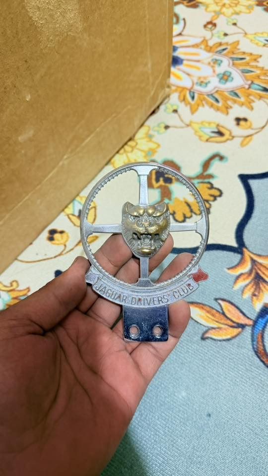 سلام عليكم
مجموعه توج 
اصليات 
كلمن وسعره 
شراي اتصل 
***********
