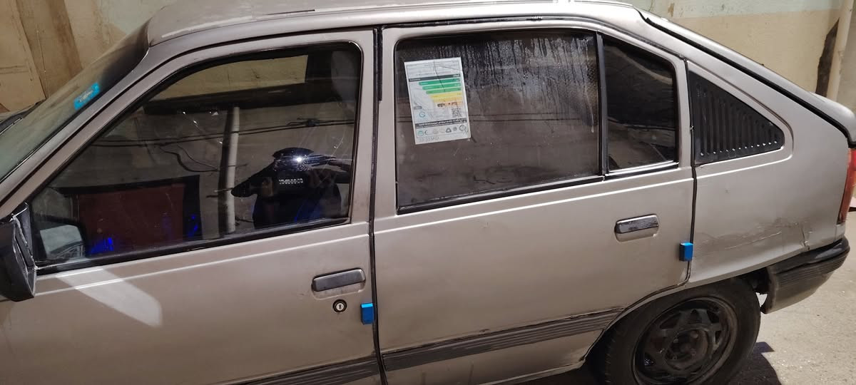 كاديت للبيع
كير ومحرك استره ١٦
سنويه ٢٠٣٠ شرط التحويل
كابرون بانزين ورقي
سعر ٢٢ وبيها مجال
رقم موبايل ***********
***********
