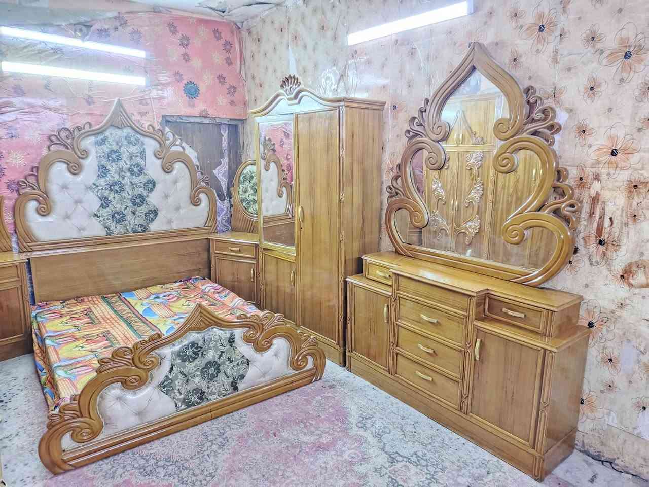 غرفه اخشاب ست ابواب ملحق للبيع السعر 800صاج داخل وخارج الضهر جرجوبه زاوية كنتوريه موديل حديث العنوان بغداد وكو توصيل انتصال ***********متواجد وتساب
