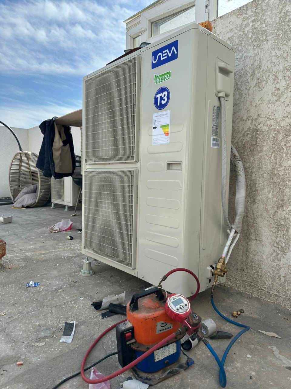 تنصيب جميع انواع اجهزة التبريد للتواصل ***********
