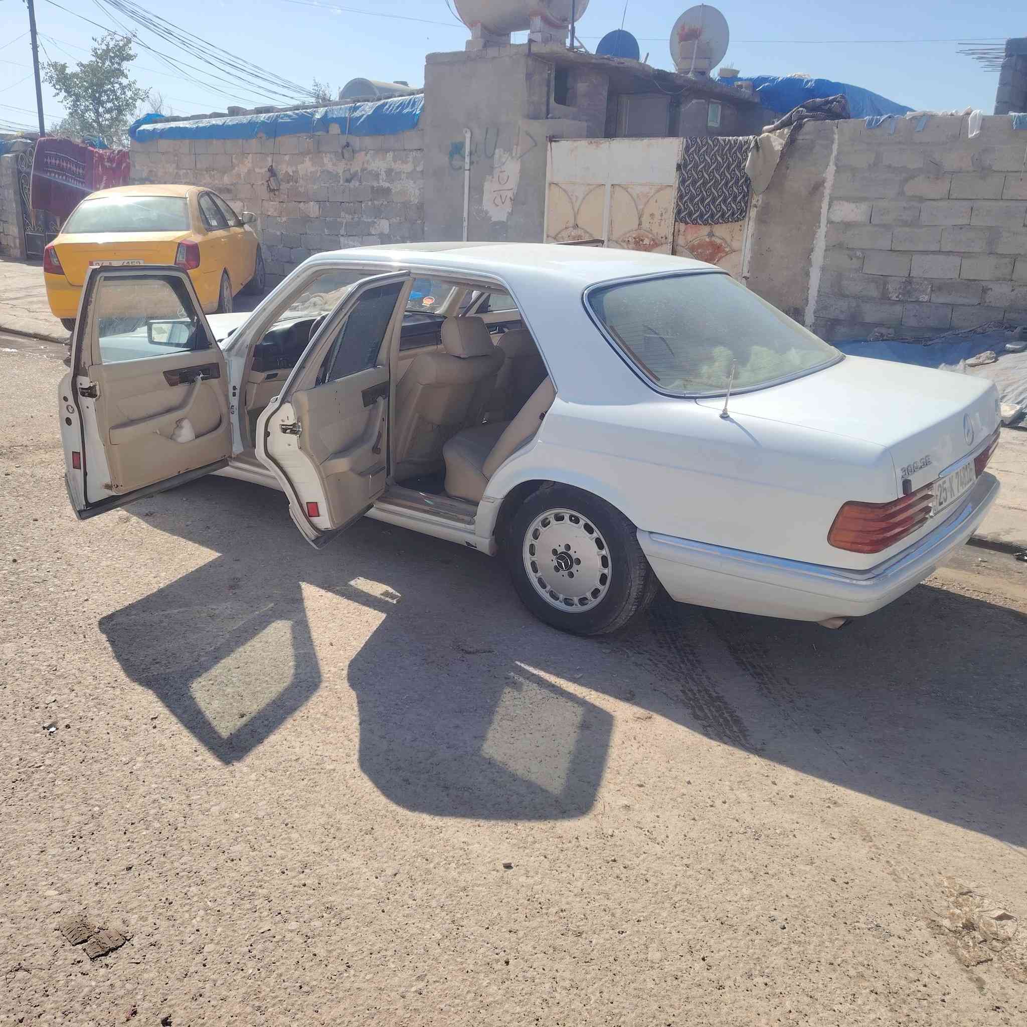 سياره مارسيدس رئاسي
مشروع وطني لل2028
شرط فول نضافه فول تحكم كشنات كهربائي
شيره احلى من الصور
كير محرك بطه شرط
دفتر بانزين رقم كركوك الإنكليزي الجديد
صاحبها كركوك شرط التحويل
للتواصل على رقم
***********
