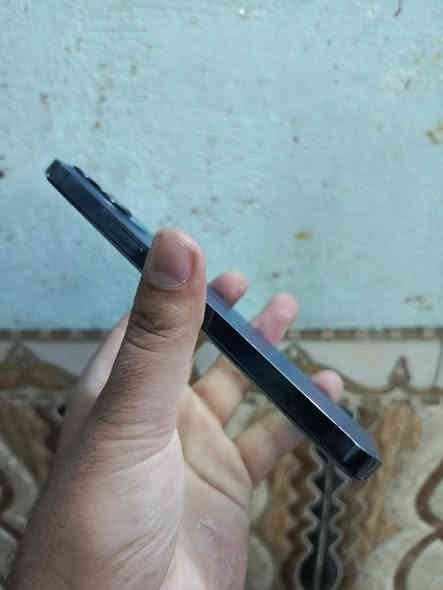 ايفون 12pro max
ذاكره 128
بطاريه 76
شرق اوسطAA/A
نموذج m
مستبدل فقط شاشه 
نضافته 95%
كلش نضيف 
فيس ايدي شغال 
كلشي بيها شغال ونضيف 
عبالك جديد
السعر 350قفل 
مايعجبك لاتخلي سعر وتفشل روحك
.
.
🟦الملاك للهواتف النقاله 🍙
🟦متوفر توصيل كل العراق🚚
🟦ضمان فحص جميع الاجهزه ✅
🟦العنوان البصره قضاء عزالدين سليم (الهوير)
🟦هاتف..***********📲
