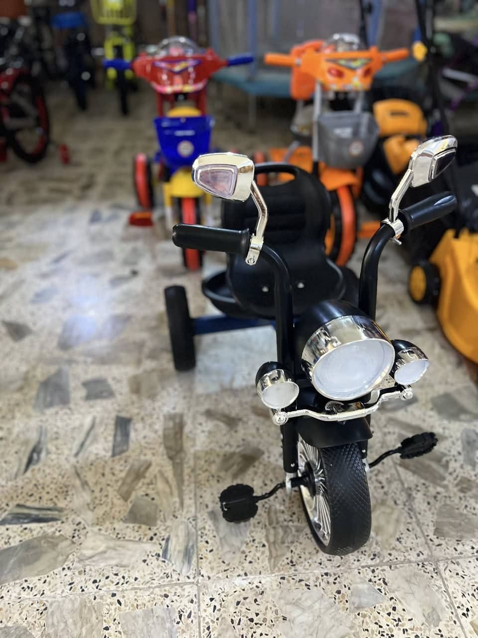 ️ دراجة أطفال بشكل دراجة نارية 🏍️

ستايل مميز لعشاق المغامرة والحركة 😍✨
تصميم أنيق باللون الأسود مع تفاصيل كروم تعطيها شكل الدراجة الحقيقية 🖤

🔹 عجلات جانبية لثبات وأمان أكثر
🔹 مقعد مريح للأطفال
🔹 تصميم جذاب وعملي
🔹 مناسبة للحدائق والتنزه واللعب اليومي
🔹 خامات متينة وعمر استخدام طويل

🎁 هدية رائعة لأطفالكم تجمع بين المتعة والأناقة.

📍 متوفرة الآن بأعداد محدودة، سارعوا بالحجز قبل نفاد الكمية! 🚀🏍


**إذا كنت صاحب هذا الإعلان وتريد حذفه لأي سبب، رجاءا أرسل رسالة إلى الدعم الفني**