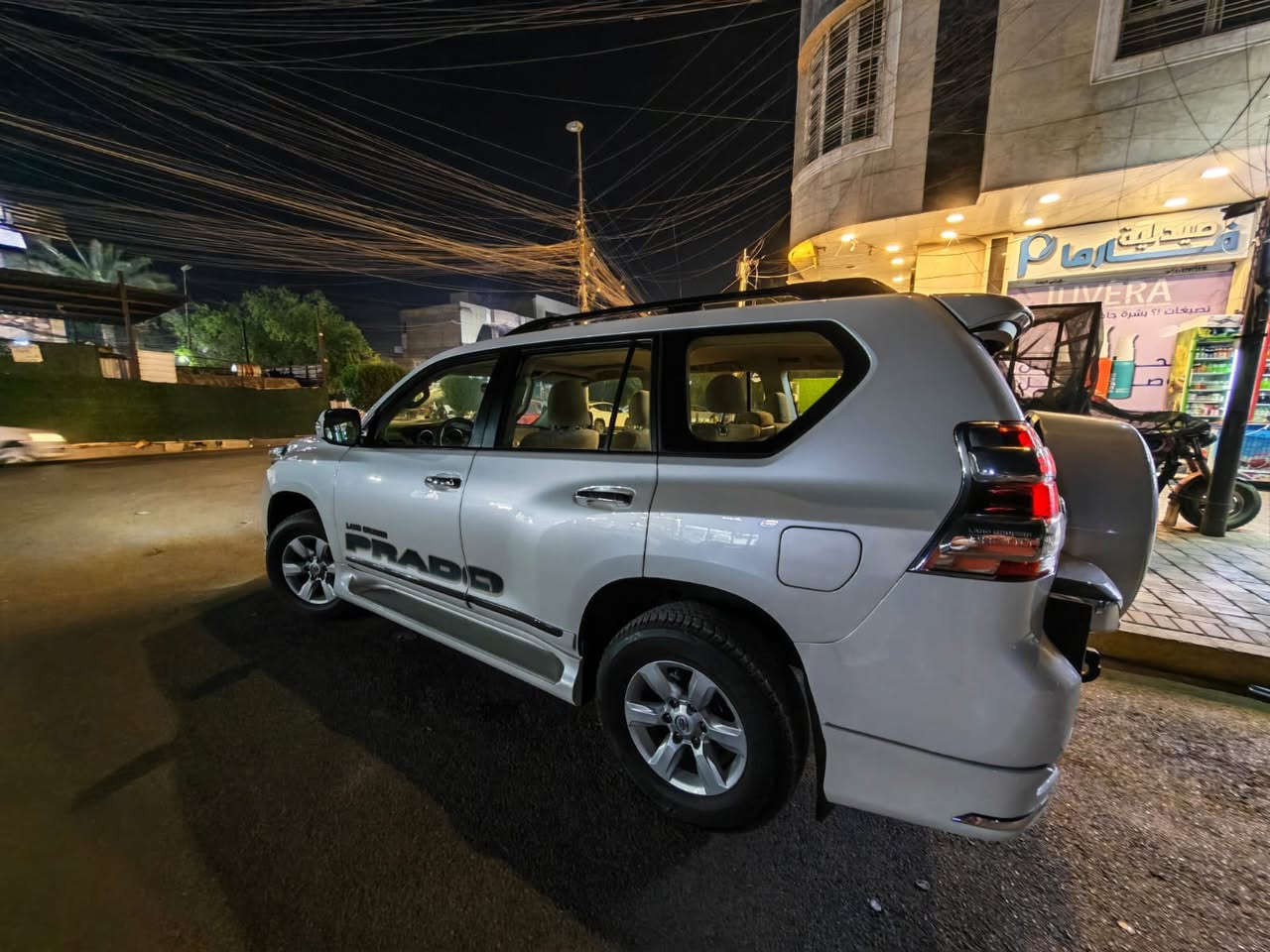 السلام عليكم
تويوتا برادو 2015 TXLخليجيه
 ماشيه 135000

السياره بيه حادث خفيفه بالجاملغ الامامي مبدل شركه نفس اللون  والدعاميه اماميه مصبوغه وبيه مكانين بارد 

والسياره تبريد محرك كير خير من الله 

تحويل ثاني يوم رقمه بغداد  مكاني بغداد  

السعر 29800$ وبي مجال 

***********

