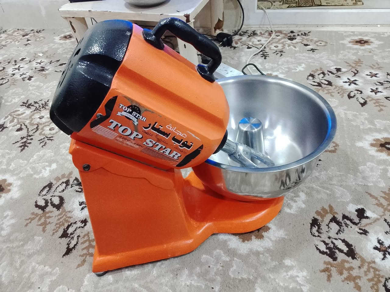 السلام علیکم
عجانە پێنج کیلۆ بۆ فرۆشتن شتی دەرەجە یەک 
کڕیومانە یەك جار بەکار هاتووە گەورەیەو بۆ ئیشی ئێمە نابێت بۆیە ئەی فرۆشم 
نرخی ۱۱۰ هەزار.......لە سلێمانیم
***********
