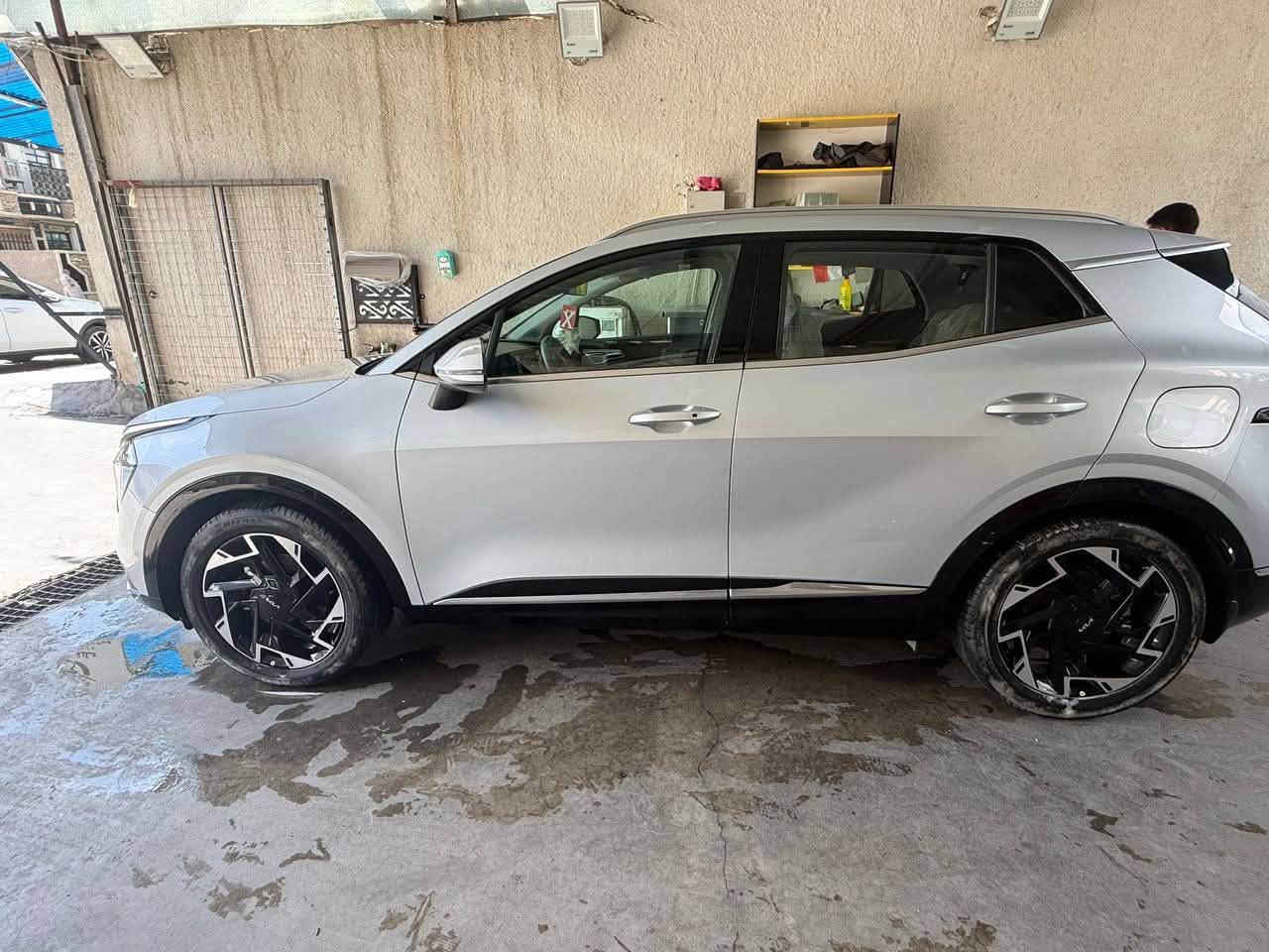 للبيع سبورتج 2024 خليجي  ✅

سعرها ادخل ع رابط https://t.me/carssofiraq/16585

محرك 2000cc
ماشية 12,500 كيلو متر 
السيارة نظيفة بيها ملاحضات بسيطة رصعه باب خلف السائق مثل ما موضح بالصورة 
مواصفات المعروفه مال سبورتج  ابل كار بلاي.مري شفط. ABS. كرسي كهرباء  .تدفئة كراسي ….. الى اخرى
مكاني بغداد حي الجامعة 
رقم الهاتف
*********** رقم 
.
.

🚗اعرض سيارتك ع اقوى قناة تلكرام و واتساب و صفحتي فيسبوك للبيع و شراء سيارات ادخل ع رابط 👈 https://t.me/carssofiraq
