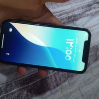 آيفون XR • احمر • ١٢٨