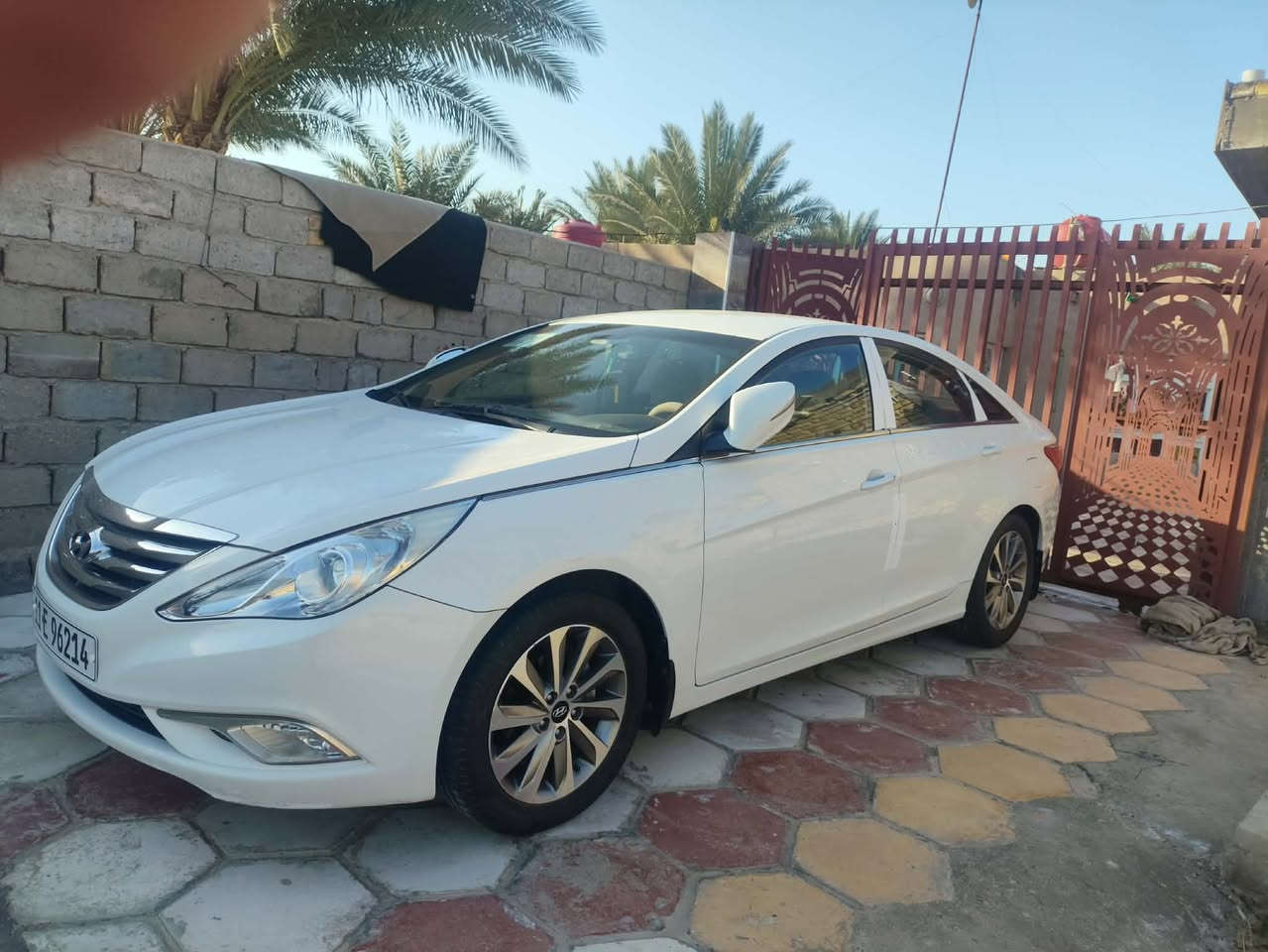 السلام عليكم للبيع
ســــوناتا 2014 خلــــــيجي 

مكفولة كفالة عامة من كلشي  عدا تكحيله بخشم الجاملغ الامامي
السياره جديده جدا
مكينه 2400
مواصفات  الشـــركه العامه مري شفط ، كير ومكينة وحدادية خير من الله ماشية 127 الف 

مكاني بابل القاسم 
الاستفسار 
***********
***********
