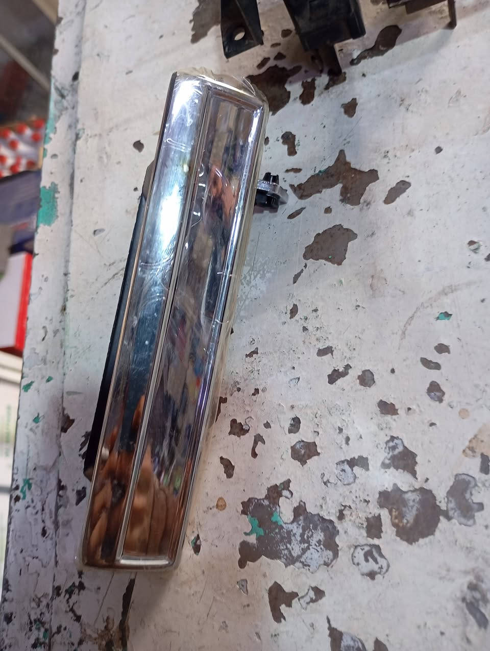 السلام عليكم غراض اولدز للبيع يده باب سايق دكمه جام يده لايت
***********
