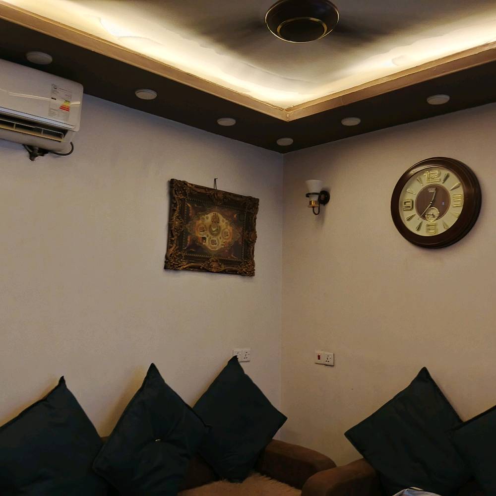 بيت للبيع سند 25طابو زراعي في سبع ابكار بشارع مشتل عايد اول فرع قريب علئ شارع العام جدا مساحة البيت 70متر واقع حال 75 واجهة 5 نزال 14 يتكون البيت
عدد الغرف 5 
عدد طوابق 3  
الغرف علئ الوجه مساحتهة 5 في 4
الغرف الصغيرة 3في 4
يوجد مدخلين للبيت
طابق الارضي يحتوي علئ ستقبال ومطبخ وغرفة نوم وحمام وترك
طابق الثاني غرفتان نوم وحمام
طابق ثالث غرفتان نوم وحمام
وبيتونة وسطحين بيت بناء حديث  بناء سنة 2021 للاستفسار اكثر اتصل علئ رقم  ***********