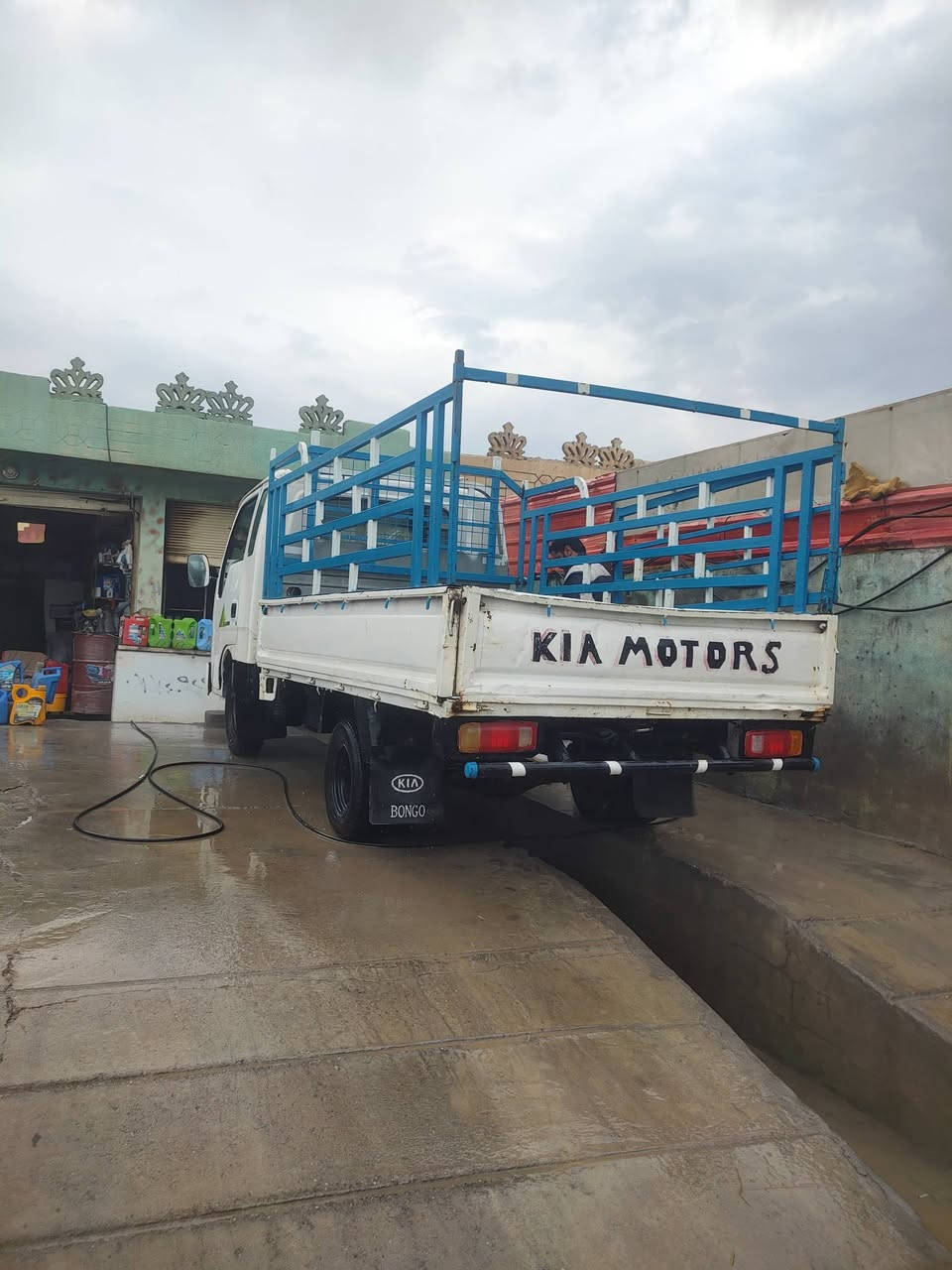 السلام عليكم 
كيه للبيع فونتيره گلاب  ما مسجله الشاصي ماله مشرح شرحتين يعني مو گص تشريح سياره جاهزه محرك گير اكسل شرط 

تايرات طخم جديد كهربائيات شغاله كله سياره جاهزه شغل ومشي وين ماتريد السعر 26 وبيه مجال 

المكان الشرقاط الخضرانيه 

للستفسار 

***********

***********

وكل الهلا بل شرايه
