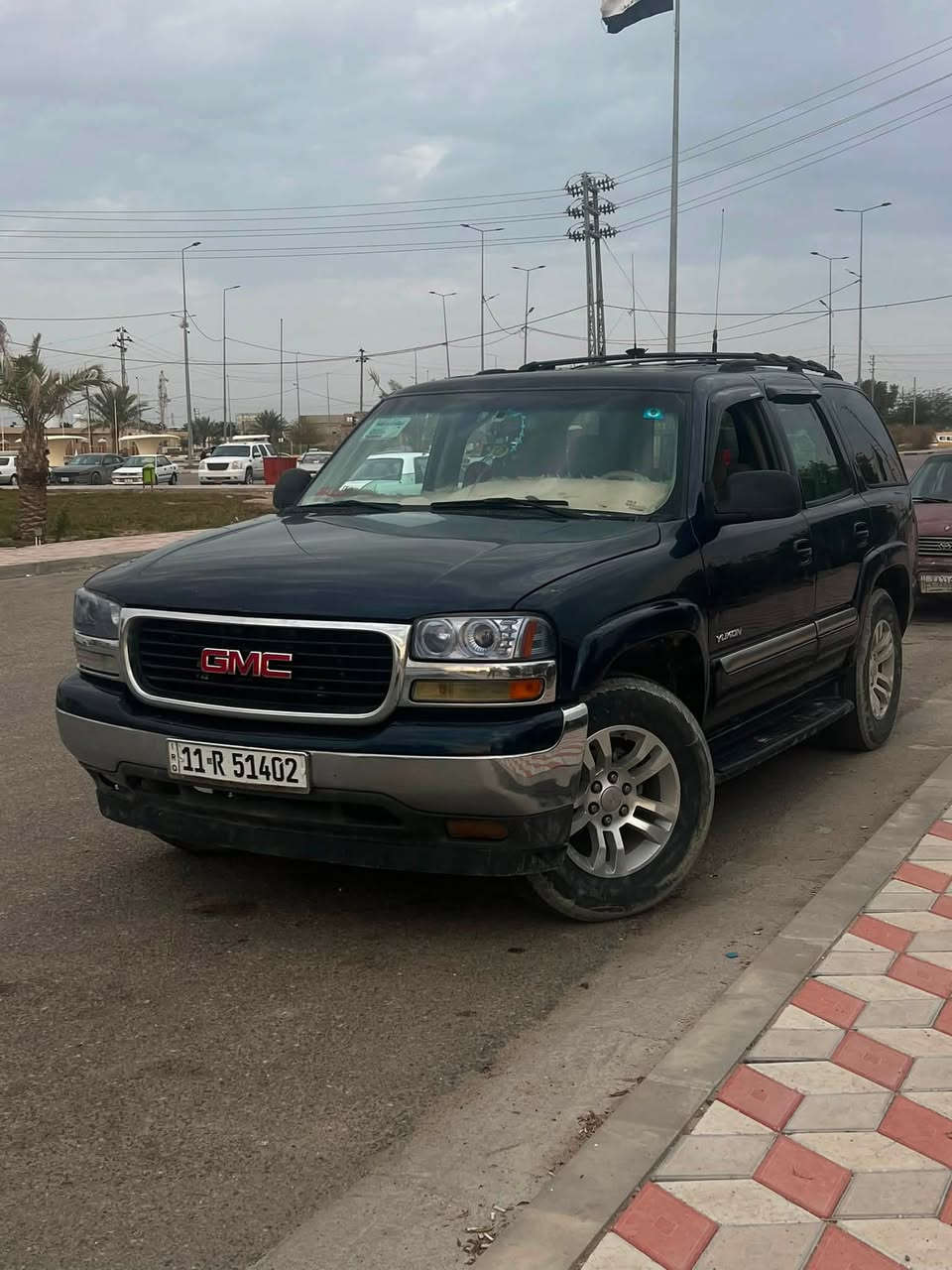 جمسي دنلي ابتر 
موديل 2002
السياره مكفولة من الضربه بيها فقط مكانات صبغ اثر جراد السياره كير مكينه مكفولات 5700 
السياره لا مال خط ولامشتغله خط استخدام بيت  فول مواصفات عدا الفتحه بأسمي تحويل ثاني يوم معروضه 125 وبيها مجال للشراي ترهم مراوس او بيع مكانها البصرة الزبير للأستفسار اكثر ***********
