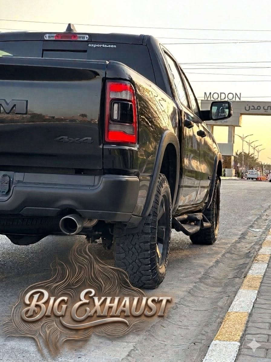 دوج رام RAM REBEL
دوج رام RAM REBEL
سنة الصنع: 2023 دخول سنة ٢٠٢٥ 
المحرك: 8 سلندر هيمي  5700 etorque
ناقل الحركة: اتوماتيك 
عدد الميال٢٩ الف mil 
صورة الضرر مرفقه مع المنشور 
———————————————
مواصفات:
عدادات الكترونية
شاشة كبيرة
 امكانية تعديل ارتفاع دواسات البنزين والبريك
مقاعد كهرباء و خزن
تشغل عن بعد
مثبت سرعةً
مقاعد تدفئة 
داخل سيارة اسود و احمر 🔴
ستيرن تدفئة 
كاميرا خلفي 
مقاعد جلد 
المرآة كهرباء و وتضليل كهربائي
نظام دفع رباعي او تو ويل
ضواء زنون اضائة ليد LED
سمعات البين 
قياس الاطارات 20 إنش 
غطاء بودي 
———————————————
سيارة جاهزة من الهزة والتحويل
السعر :: ٣٤٥ وبي مجال بسيط  
مراوس حسب القناعه 
—————————————
***********
