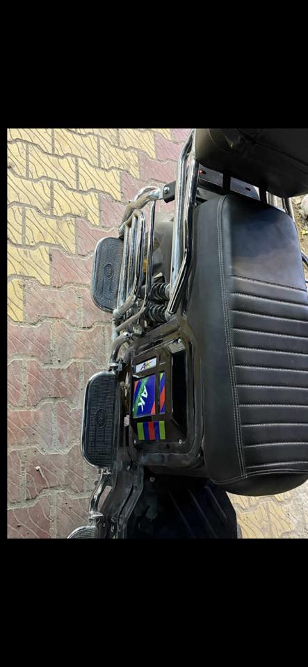 دراجة الاخوين 
بطاريات فوول علا الفحص 
***********
600 الف
