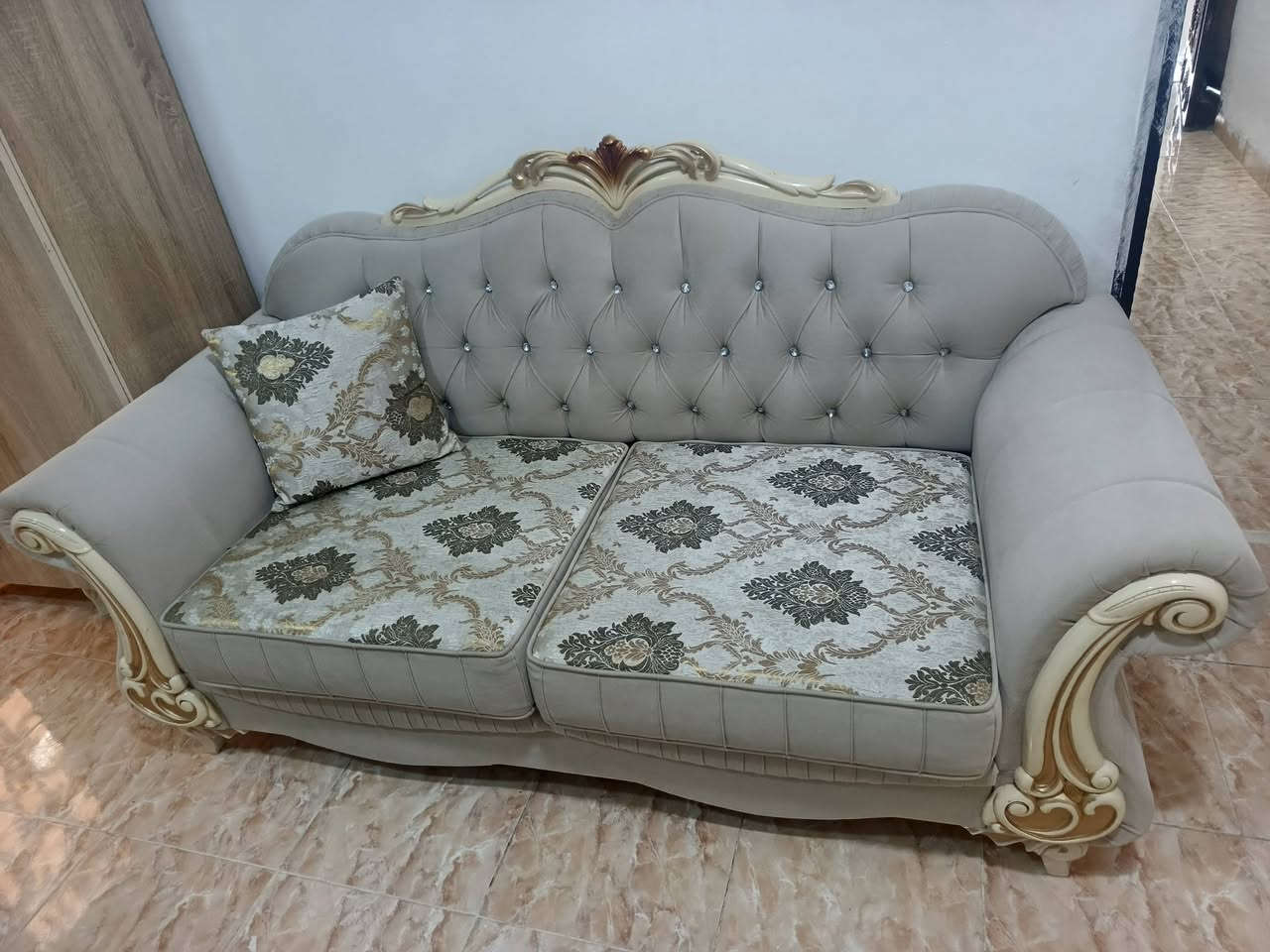 قنفات تخم السعر , 700وبي مجال العنوان كركوك  حي النصر الثانيه قرب جامع الفجر


**إذا كنت صاحب هذا الإعلان وتريد حذفه لأي سبب، رجاءا أرسل رسالة إلى الدعم الفني**
