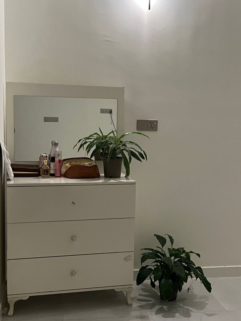 غرفة تركي نظيفه سعرها ٤٠٠ مكاني ام الخيل


**إذا كنت صاحب هذا الإعلان وتريد حذفه لأي سبب، رجاءا أرسل رسالة إلى الدعم الفني**