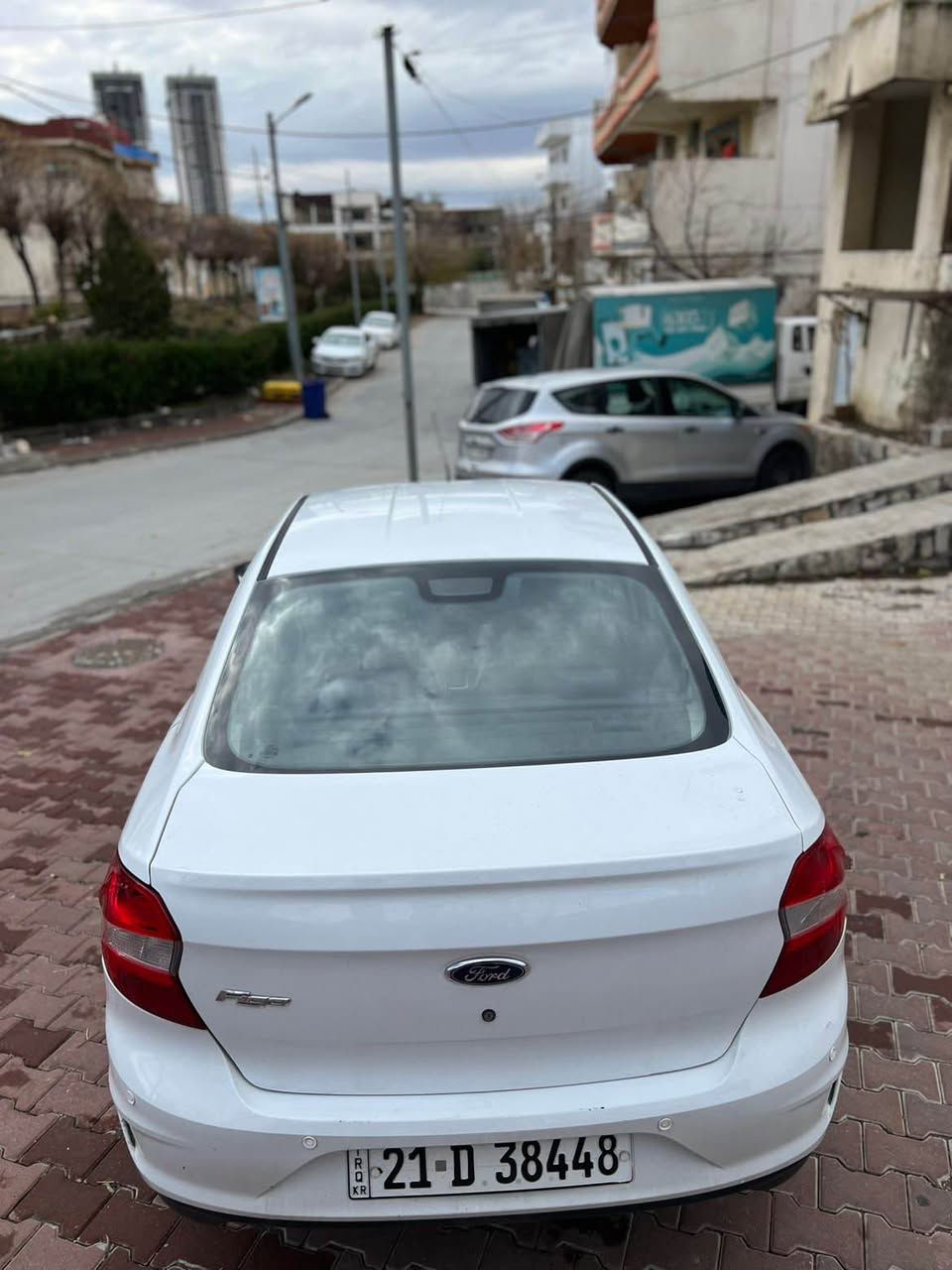 فۆرت فیگۆ ٢٠١٩ بۆ فرۆشتن گێڕومەکینەو تەقەو ڕەقەو تەبرید ساردو گەرم بەشەرت قەترە بۆیاخی نییە وەک شەریکە ماوەتەوە کەمێک ساردی هەیە کەم ڕۆیشتوە سەنەویو ژینگەو ڕێگاو بانی تازەیە تاقمێک تایەی تازەی لەژێرایە سپێری دانەگیراوە مەکینەی نەکراوەتەوە قەباخیشی بەشەرت گێری برخوی بانەدراوە هەموو گیانی بیلادیە سعری ٩٥ گەڵاو معامەلەیە شوێن سلێمانی ژ.م *********** شربازهير, السليمانية
