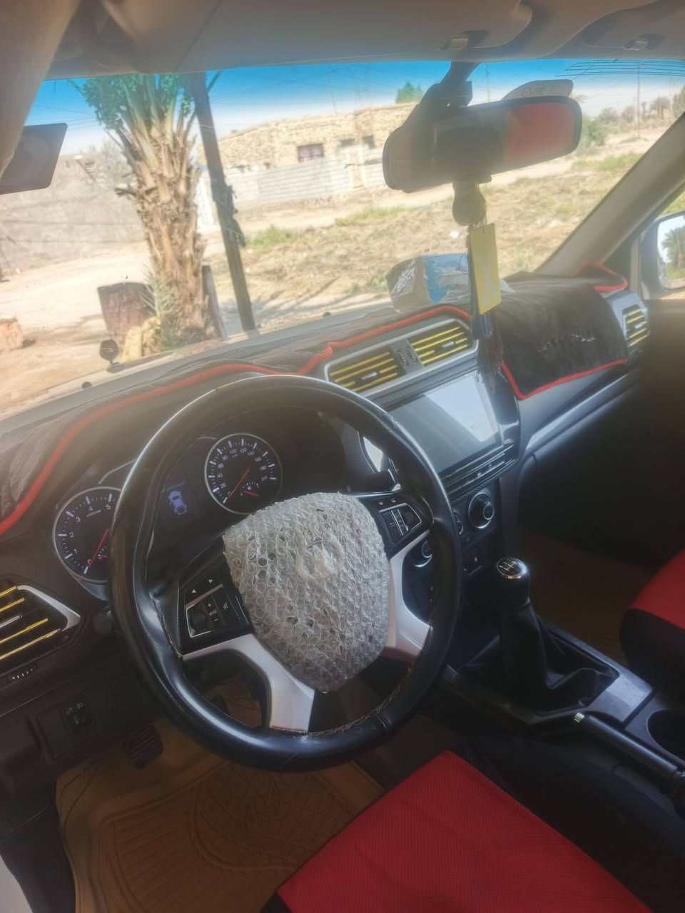 السلام عليكم كريت للبيع موديل 23 سيارة جاهزة من كلشي بأسمي حدادية تخم تاير تبريد سياره جاهزة ونضيفة مكانه الديوانية الحمزه الشرقي للاستفسار أكثر ***********
