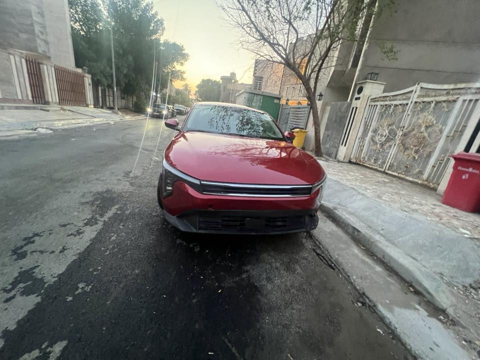 KIA K4 LXS 2025
السعر ( 128 ورقة قفل )
سيارة ماشية 1300 ميل فقط دهن الشركة ما مبدل
السيارة داخله باسمي بدون رقم و تحويل بنفس اليوم
المواصفات:
تشغيل عن بعد
تحكمات ستيرن
تحديد مسار
كروز سرعة
مانع انزلاق
انظمة قيادة 2
رادار امامي
شاشة كبيرة متصلة
ابل كار بلي
كامرة خلفية دوارة 
بصمة باب امامي 2
اضوية ترحيب يدة الابواب الامامية
محرك 2000
بصمة عدد 2
الحادث:
(صبغ  خمس قطع صفحة  4 قطع وبونيد)
 النواقص// (بك لايت ايمن )
صور الحادث ورقم الشاصي بالصور
للتواصل على الرقم فقط ***********
