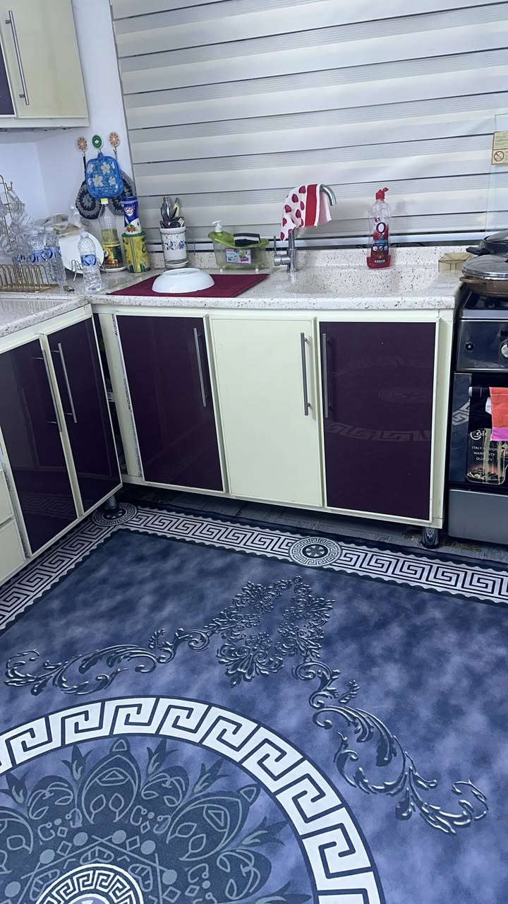 كاونتر تفصال نظيف جدا
ميز طعام ٦كراسي نظيف 

تخم تركي ١٠مقاعد نظيف جدا جدا 

المكان 

الكاونتر حي الجهاد 

التخم والميز حي الاعلام


**إذا كنت صاحب هذا الإعلان وتريد حذفه لأي سبب، رجاءا أرسل رسالة إلى الدعم الفني**