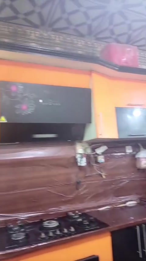 غراض للبيع نظيفه كلش تكسر بيهن لتراسلني ولتخابرني تمام المكان حله حي صحه للاتصال*********** للاستفسار عله الأسعار
