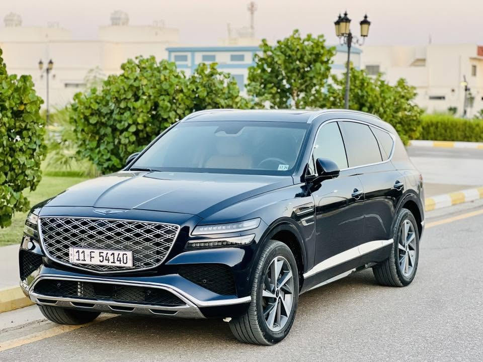 السلام عليكم للبيع جنسس GV80 موديل 2025 فل مواصفات 3.5T V6 توين تيربو AWD
• محرك 6 سلندر سعة 3.5 لتر توين تيربو

• قوة 375 حصان وعزم 530 نيوتن متر (391 رطل-قدم) (Automobile Catalog⁠￼)

• قير أوتوماتيك 8 سرعات

• دفع رباعي AWD

• شاشة بانورامية 27 إنج

• هيد أب دسبلي (عرض المعلومات على الزجاج)

• كاميرات 360 درجة

• رادار أمامي وخلفي

• مثبت سرعة ذكي مع التوقف والانطلاق

• نظام المحافظة على المسار والتنبيه من النقطة العمياء

• صفط أوتوماتيك (Remote Smart Parking)

• فتحة سقف بانوراما

• مقاعد جلد فاخر نابا

• تبريد وتسخين للمقاعد الأمامية

• ذاكرة للمقاعد

• تدليك للمقعد الأمامي

• تدفئة للمقاعد الخلفية 

• نظام صوت فاخر

• تشغيل بصمة ودخول ذكي

• تشغيل عن بعد

• باب خلفي كهربائي

• جنوط رياضية قياس 20

• إضاءة LED كاملة أمامية وخلفية

• سحب حتى 6000 رطل تقريباً (Edmunds⁠￼)

السيارة فل مواصفات، بحالة ممتازة جداً، جاهزة للفحص، ومن أفخم سيارات الـSUV الفاخرة.

مكان السيارة ديوانية

للاستفسار والمشاهدة التواصل على الرقم : ***********

