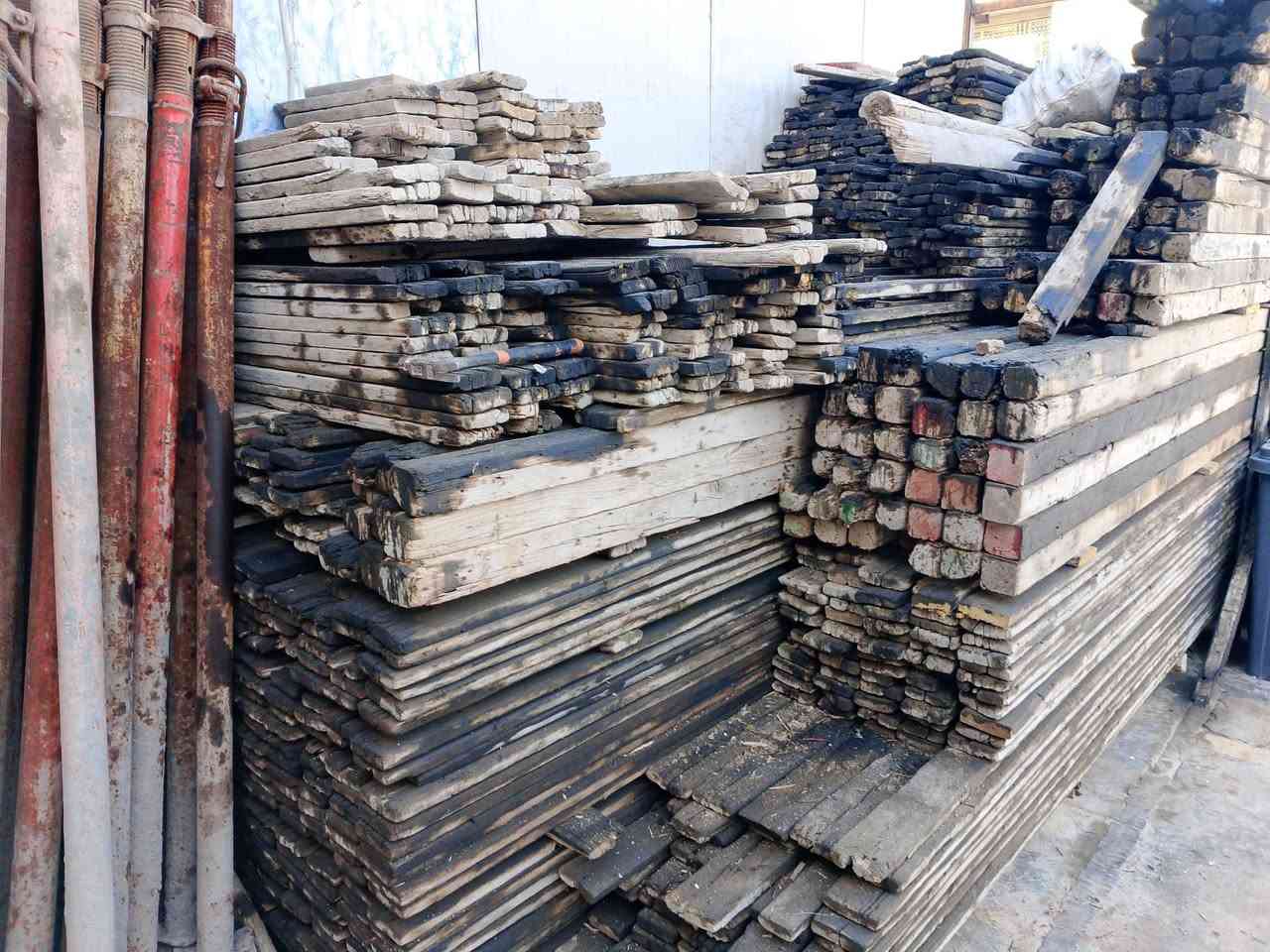 عندي قالب خشب للبيع يدك 250 متر كامل هو وجكاته المكان بغداد المشتل


**إذا كنت صاحب هذا الإعلان وتريد حذفه لأي سبب، رجاءا أرسل رسالة إلى الدعم الفني**