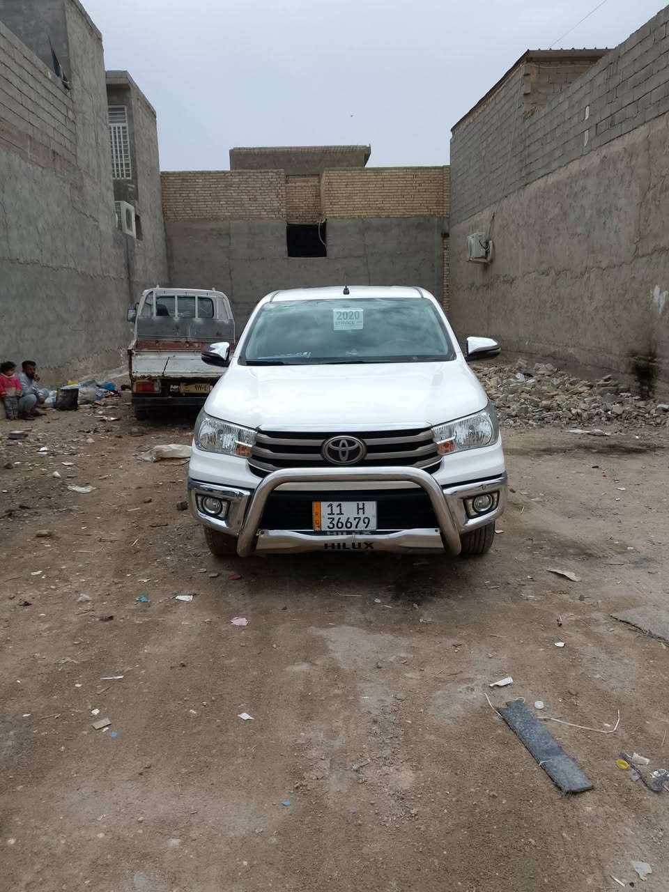 سلام عليكم ها يلوكس موديل 2018 مكفوله كفاله عامه كير ومكينه وكسن وحداديه وتخم تايرجدد مكفولات وتماتيك بسمي ثانيوم ءداورلك*********** ***********
