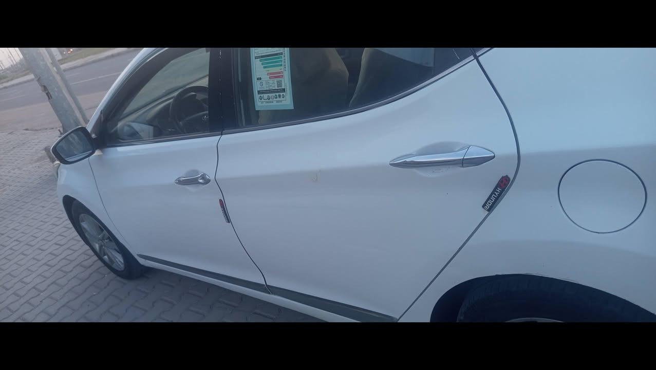 النترا موديل ٢٠١٦ خليجي
فول مواصفات رقم بابل 
كيرمحرك تبريدحداديه مكفولات
السياره بيه اربع قطع صبغ
مكان السياره كربلاء السعر١١٠وبه مجال
اتصل وتدلل***********
