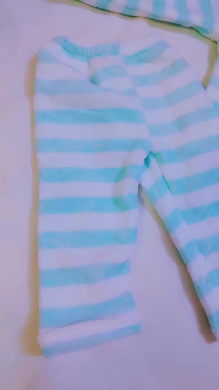 اتراك اطفال عمر اشهر لحد سنة يلبس اثنين ب٥


**إذا كنت صاحب هذا الإعلان وتريد حذفه لأي سبب، رجاءا أرسل رسالة إلى الدعم الفني**