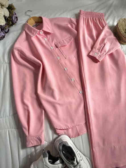 طقم قطعتين❤‍🩹
السعر خاص😍الأستفسار آكتر واتساب ‭0787 592 8266‬
خامة هوريم دابل تركي
38–40–42–44–46
