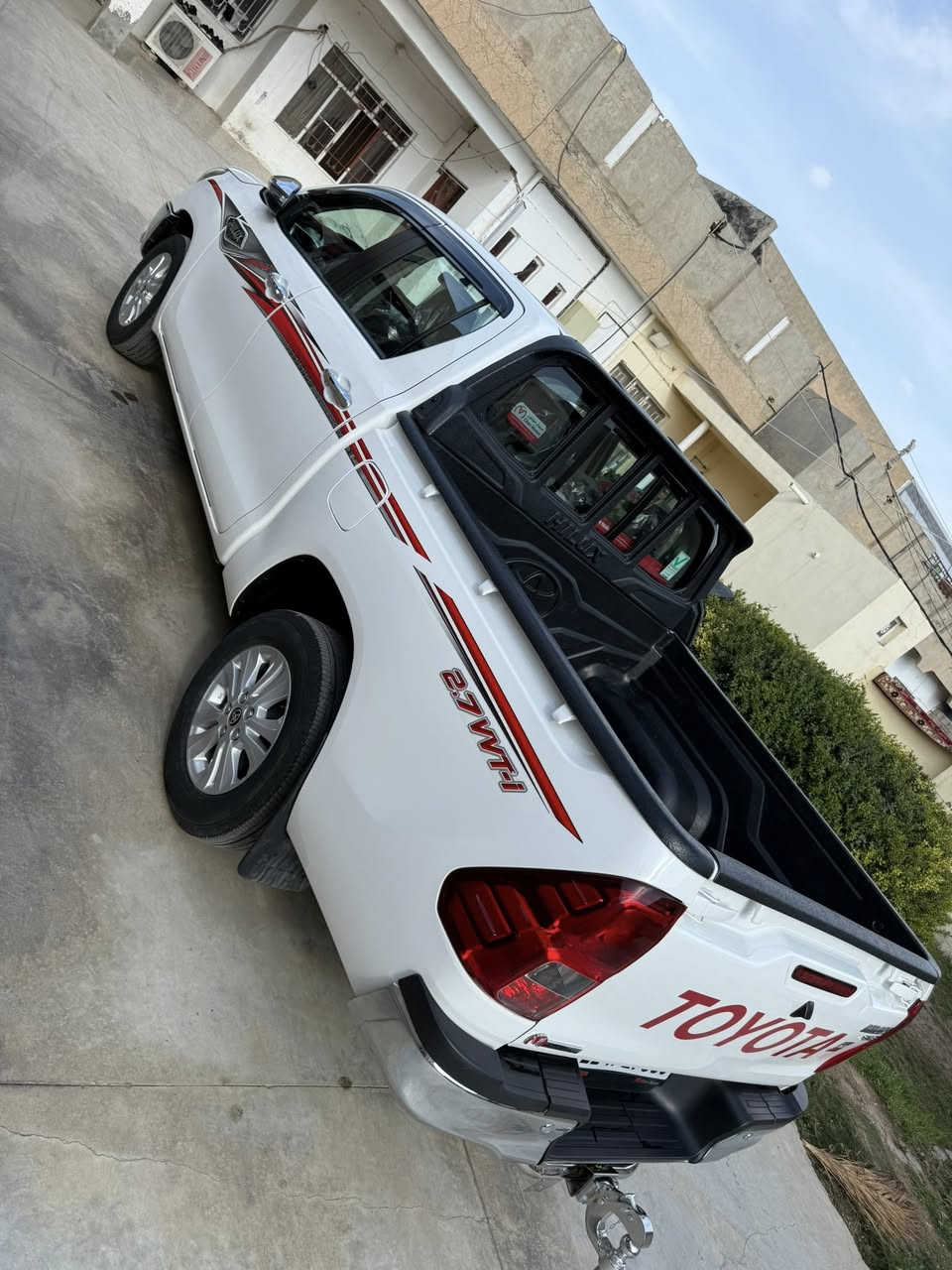 تيوتا هايلوكس ناصي SAS  
موديل/2024   
ماشيه 43الف 
رقم أربيل دولي سنوية جديده    
فول مواصفات
مكفولة كفالة عامه
عنوان ديالى/الخالص
***********
