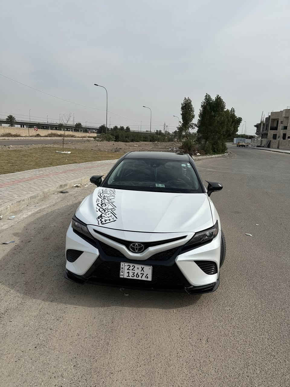 السلام عليكم
كامري trd 2023 مواصفات trd معروفه السياره لونين ابيض + سقف اسود ماشيه 40 الف مو ميل محركها 3500cc حادثها جاملغ وباب امبدلات وبيها كلير 
ورقم الشاصي مالتها
4T1KZ1AK5PU082536 وسونار موجود سياره ميحتاج تصرف ربع عليها سياره بسمي شرط التحويل 
مكانها بغداد حي الجهاد
***********
