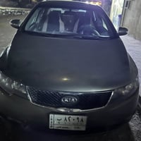 من رخصة الادمن  فورتي ١٠ كامل مواصفات عدا البصمة , السيارة مضروبه حزام...