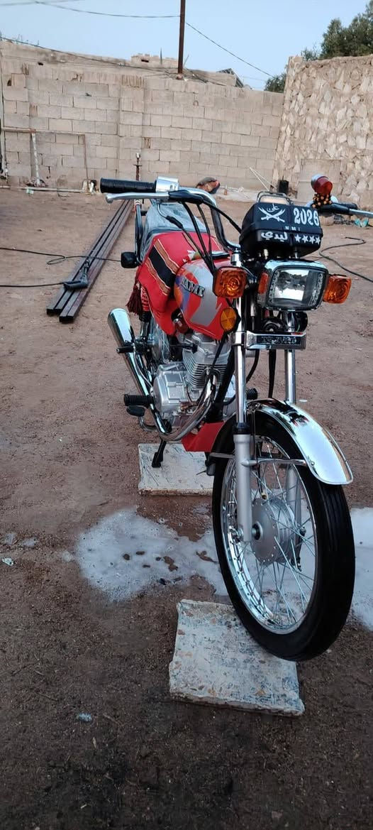 سلام عليكم شباب دراجه البيع أوراق اصولي. وكيلة هوشات مكان نجف سعر واحد وميه  وبيه مجال حق جيه شراي خابرني *********** ما متواجد على فيس
