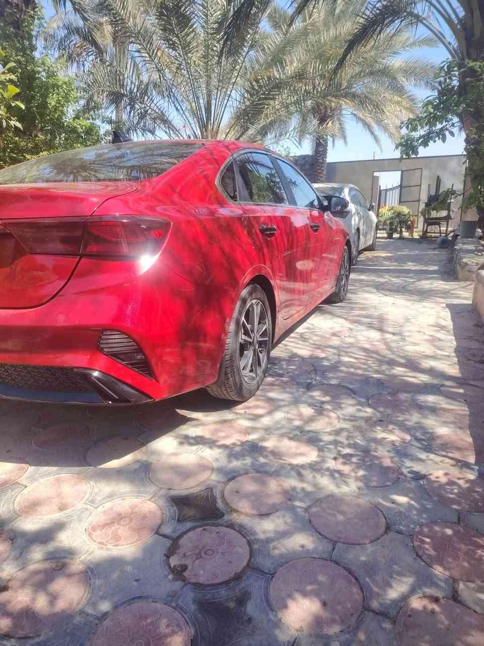 السلام عليكم فورتي مديل 2023 امريكي حادث بجم بيه صبغ تلث قطع لسياره كير اي لبيع 135 مكان بغداد حي الجهاد ***********
