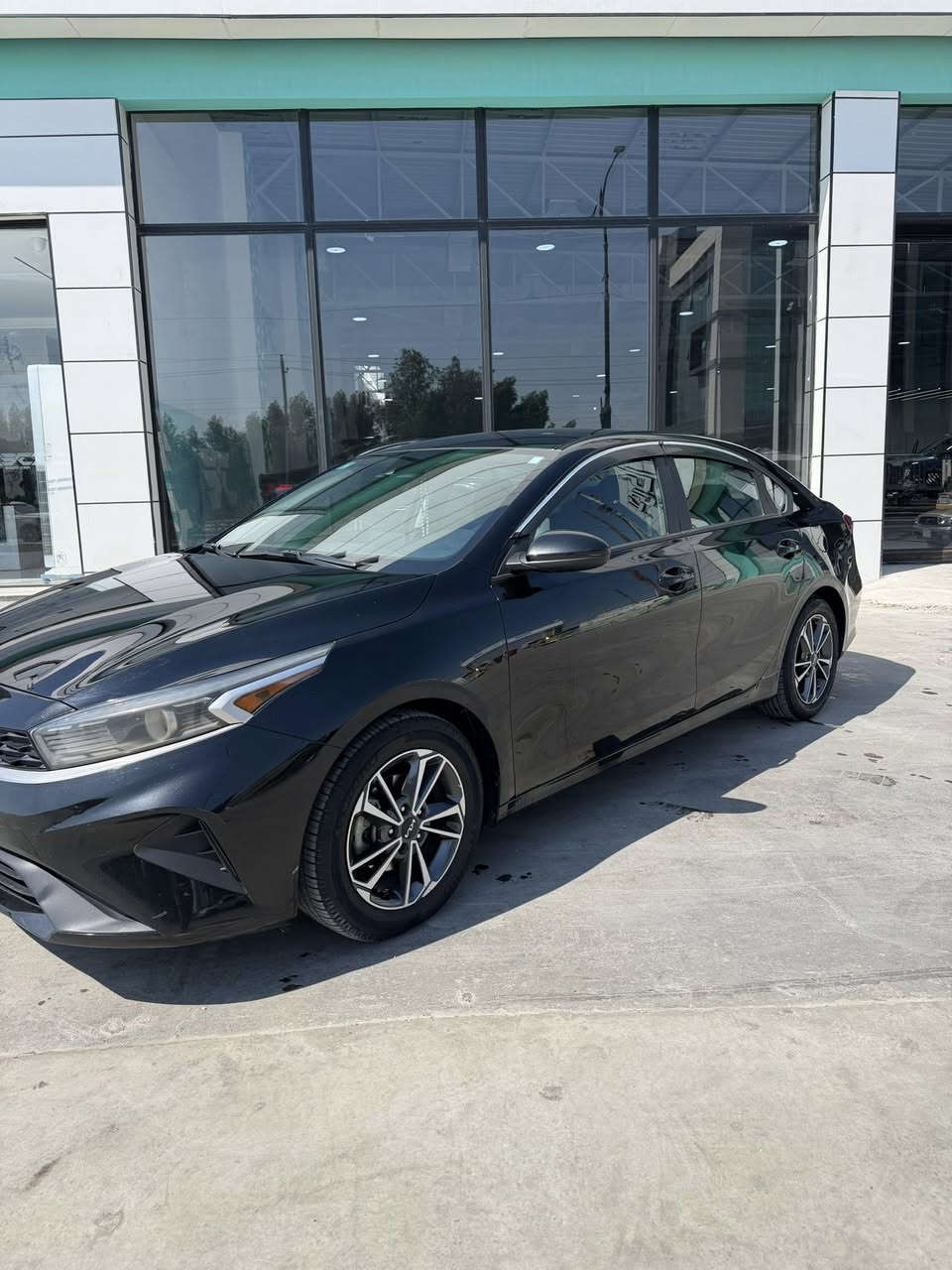 فورتي
للبيع 
موديل 2022
وارد امريكي
صور حادث داخل منشور
بجم كبس شواصي لغود مكفول
ماشية 97
محرك كير شرط مامفتوحات
سيارة حلوة وجاهزة من كلشي
رقم بغداد دولي تحويل اي وقت
بيها صفحة صبغ محوحدين لون
وبل عراق بيها جنطة صبغ
بدون اي دواخل
تخم تاير شادة جديد 
باتري صدر  كلة تمام
مكاني بغداد جكوك
السعر 117 ورقة وبيها مجال
للستفسار ***********
للبيع فقط
