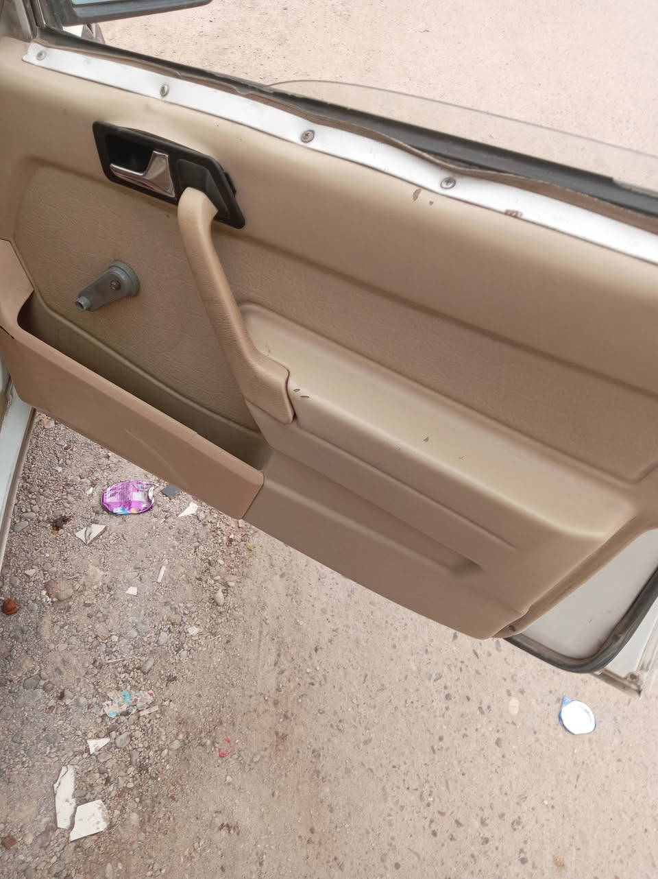 السلام عليكم مارسدس ١٩٠ محوره ونجي غرفتها يرادلها ترتيب مكينه كير خير من الله رقم صلاح الدين راعيها يريد تحويل تخم تاير نظيف قواعدها مابيهن شي السعر ٣٥ وبي مجال قليل مكاني بغداد الدوره ***********
