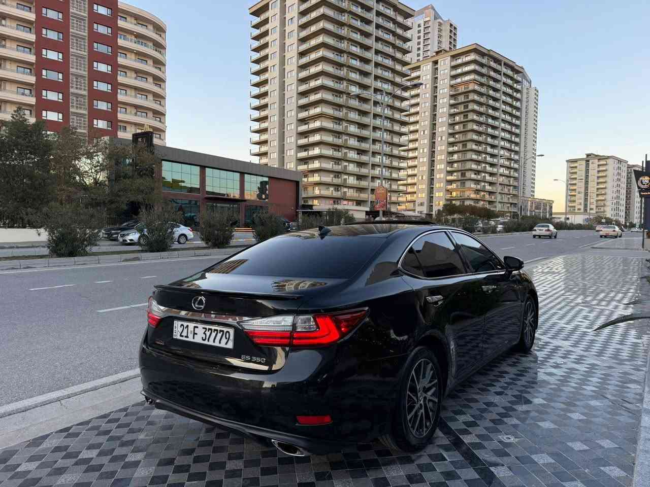 لێگزز 2017 مواسەفات ES 350
سلایت بەصمە 
پەردە کوشن ساردو گەرم 
رادار پێشو دواو تەنیشت 
خەتی جادە ECO . Sport .Nromal 
سەنەوی رەقەمی تازەیە تا ٢٠٣٠ 
سەوتی دیجیتالی نیە 
تەنها ٩٥  هەزار کم حقیقی رۆیشتوە 
بی بۆیاخ بێ سارد بێ کرانەوە بێ لێ دران 
دەعامیش بەشەرت بۆیاخ نیە 
هیچی نیە سەیارەکە نمونەیە لە جوانی و تازەی 
کوشن و داخلی لۆکە لەسەر دەقی شەریکەیە 
شوین/ سلێمانی 

سـعـر : لە کۆمێنت داوابکە ڕاستەوخۆ بۆت دێت 📥 

گیرومەکینە نەکراوەتەوە بەشەرت بێ عەیب 
هیچ کێشەیەکی تێدا نییە 

ژمارەی خاوەنەکەی 
***********
