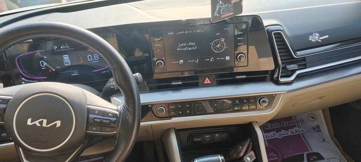 سلام عليكم سبورتج موديل ٢٠٢٤ خليجي سياره مقفوله قفاله عامه ماشيه ١٦ الف فول مواصفات رقم بغداد بسمي ***********
